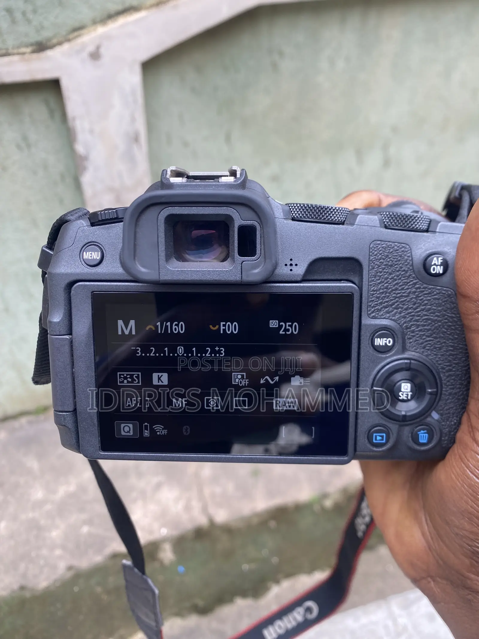 Canon Eos R8 Mirrorless Camera