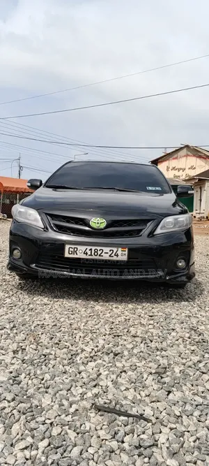 Toyota Corolla 2012 Black