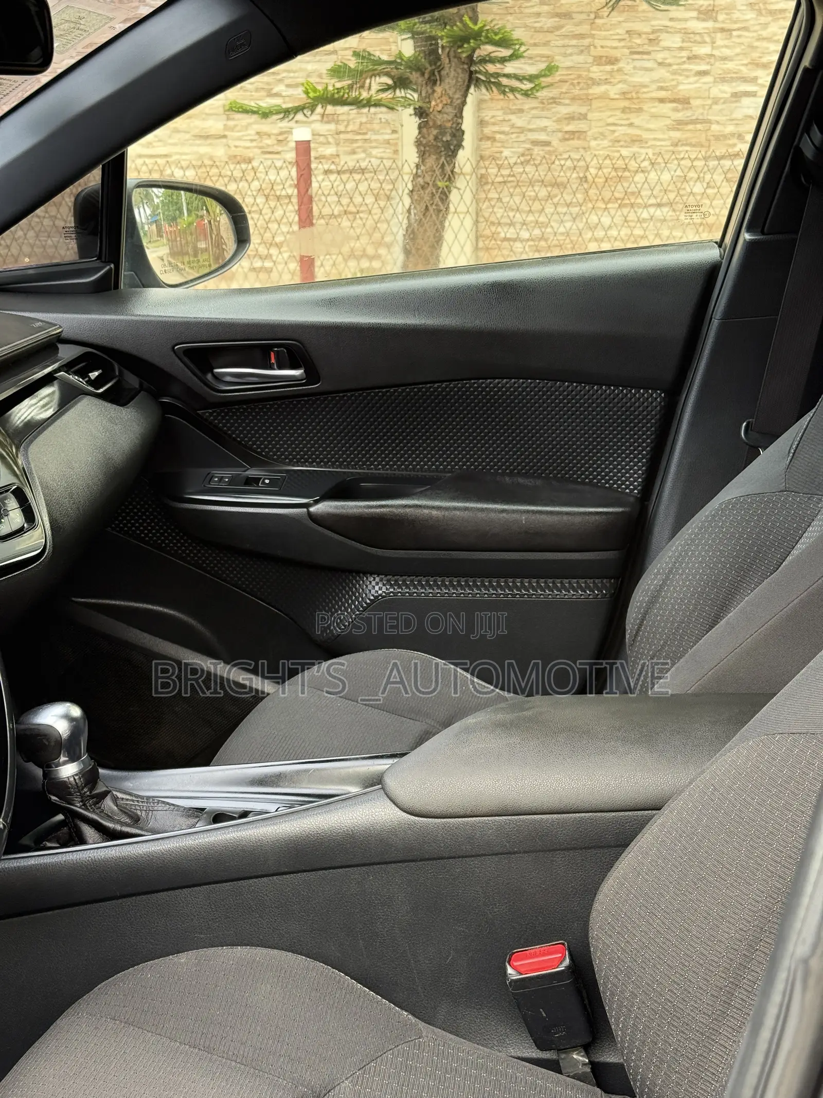 Toyota C-HR 2019 Gray