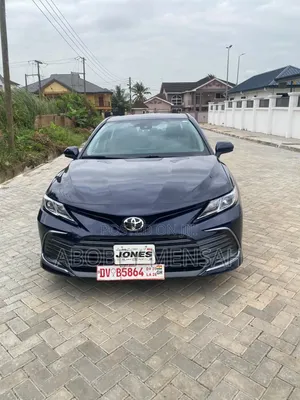 Toyota Camry 2022 Blue