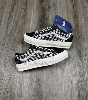 Vans OTW Old Skool 36 Available