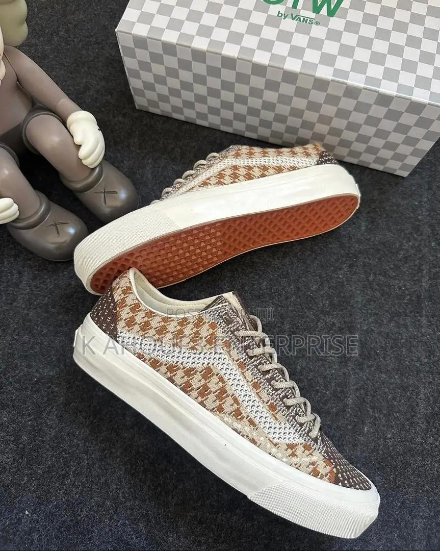 Vans OTW Old Skool 36 Available