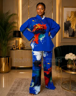 2- Piece Stripped Lounge Set