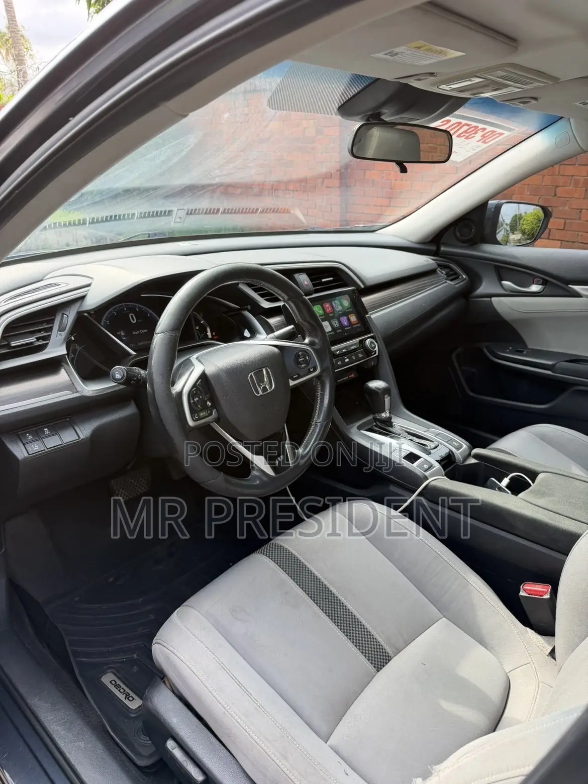 Honda Civic EX Sedan 2019