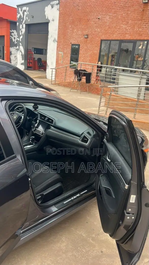 Honda Civic EX-L 2021 Silver