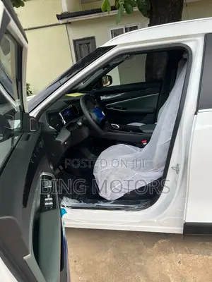 Geely Boyue 2025 White