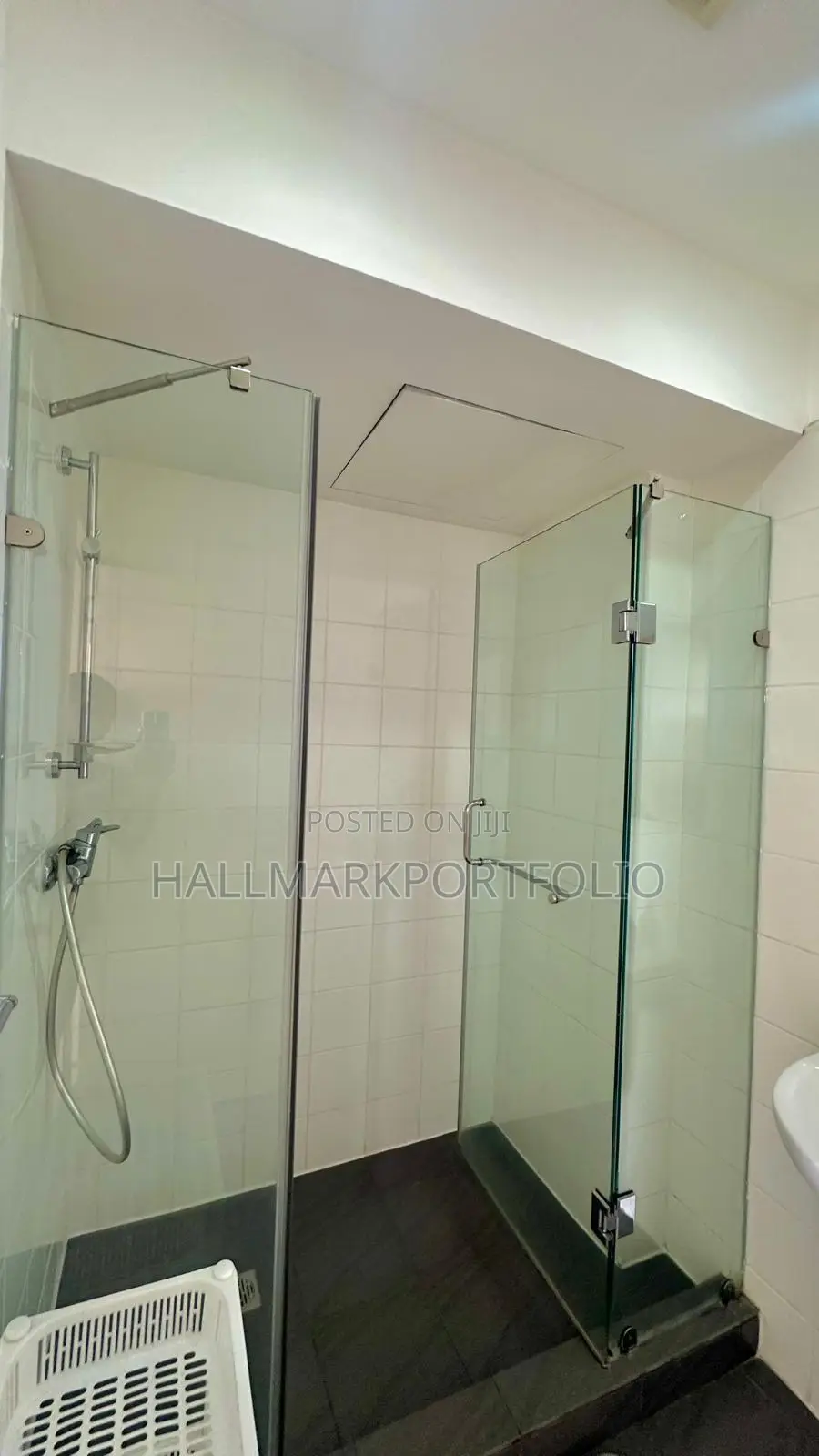 Furnished 1bdrm Apartment in The Gallery, East Legon for sale
