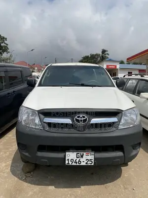 Toyota Hilux 2011 White