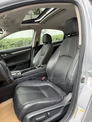 Honda Civic Touring 4dr Sedan (1.5L 4cyl) 2017 Silver