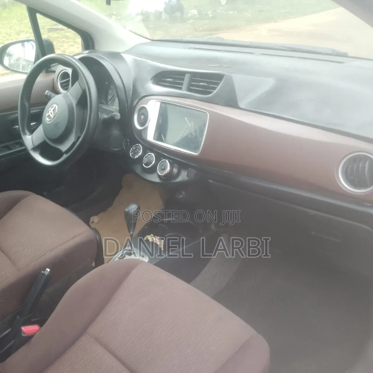Toyota Vitz 2012 Brown