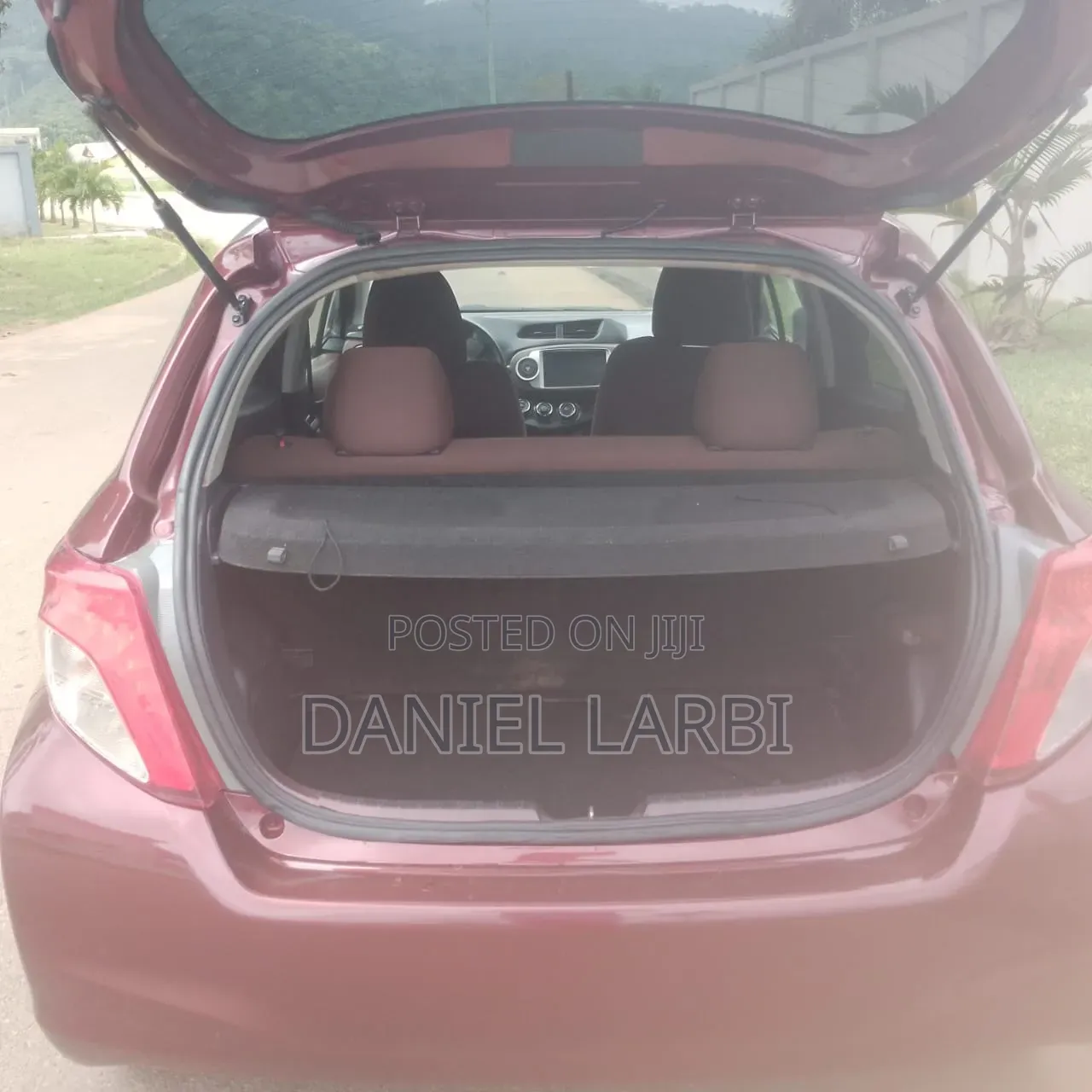 Toyota Vitz 2012 Brown