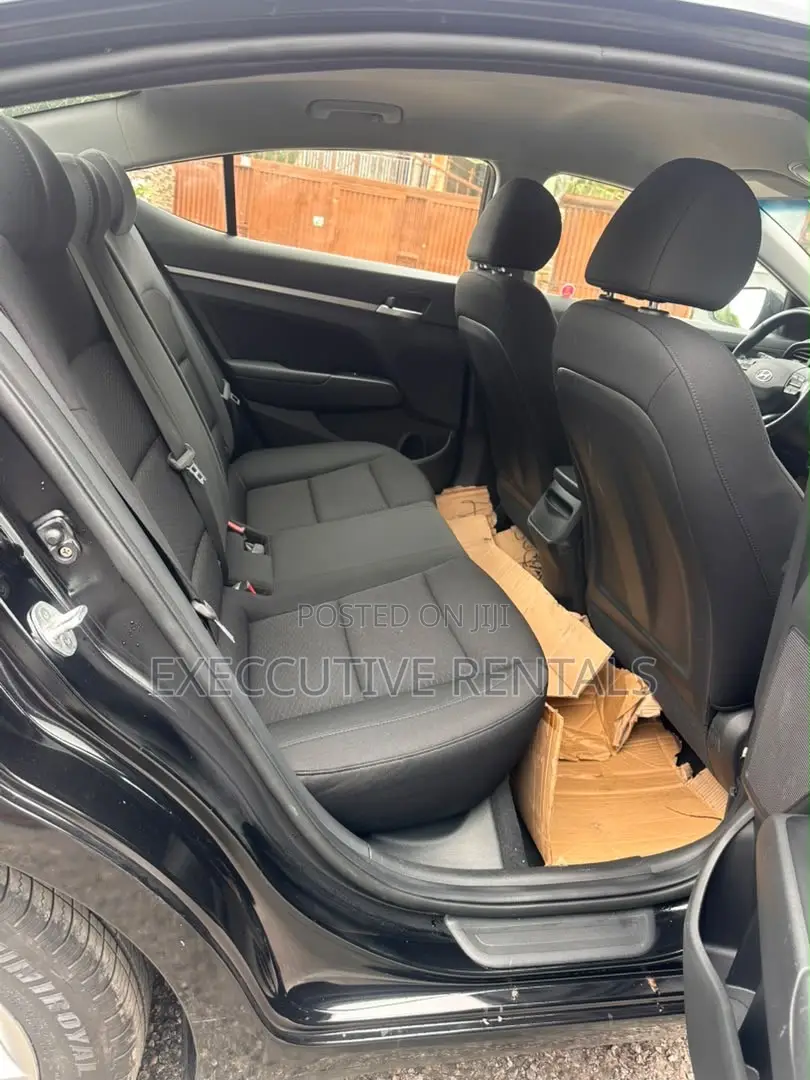 Hyundai Elantra 2020 Black