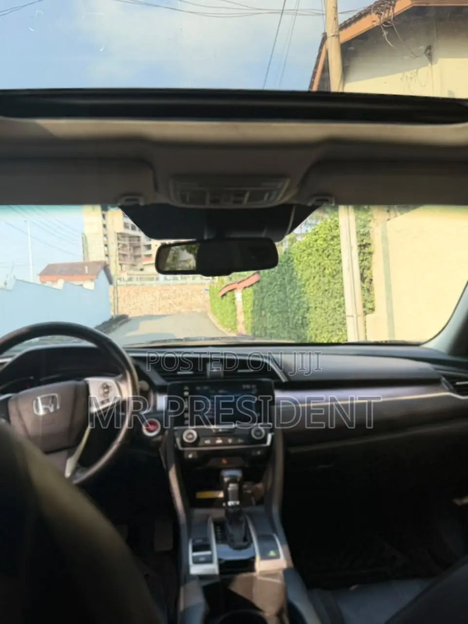 Honda Civic Touring Sedan 2018 White