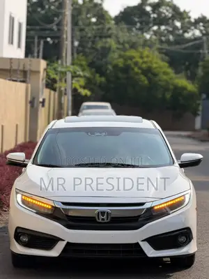 Honda Civic Touring Sedan 2018 White