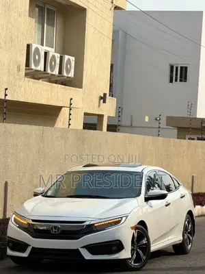 Honda Civic Touring Sedan 2018 White