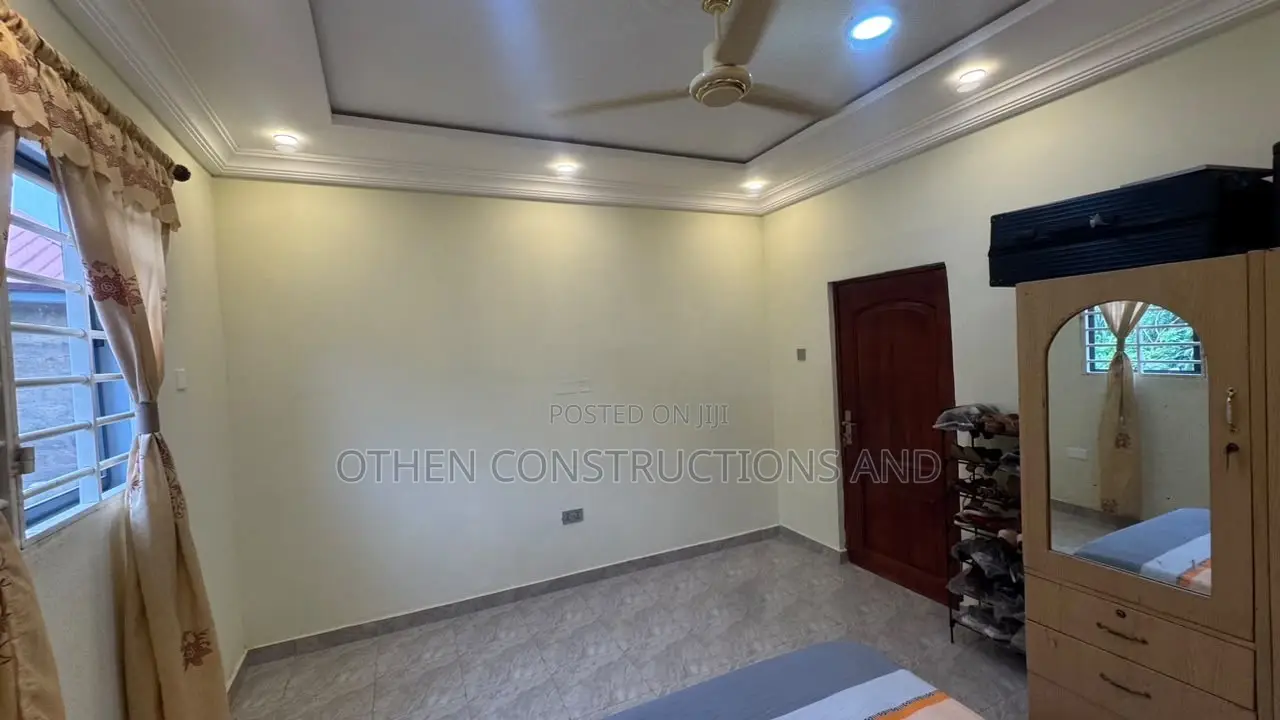 3bdrm Apartment in Othen Estate Consult, Greater Accra for rent