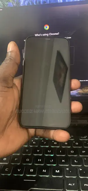 New Apple iPhone 12 64 GB Black