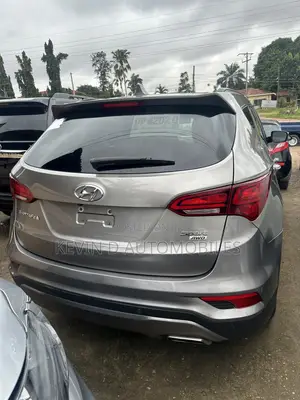 Hyundai Santa Fe SE AWD 2017 Gray