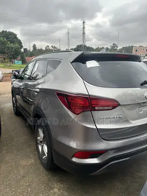 Hyundai Santa Fe SE AWD 2017 Gray
