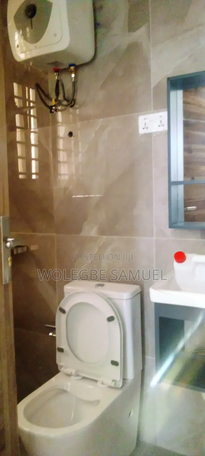 2bdrm Apartment in Lashibi, Sakumono for rent