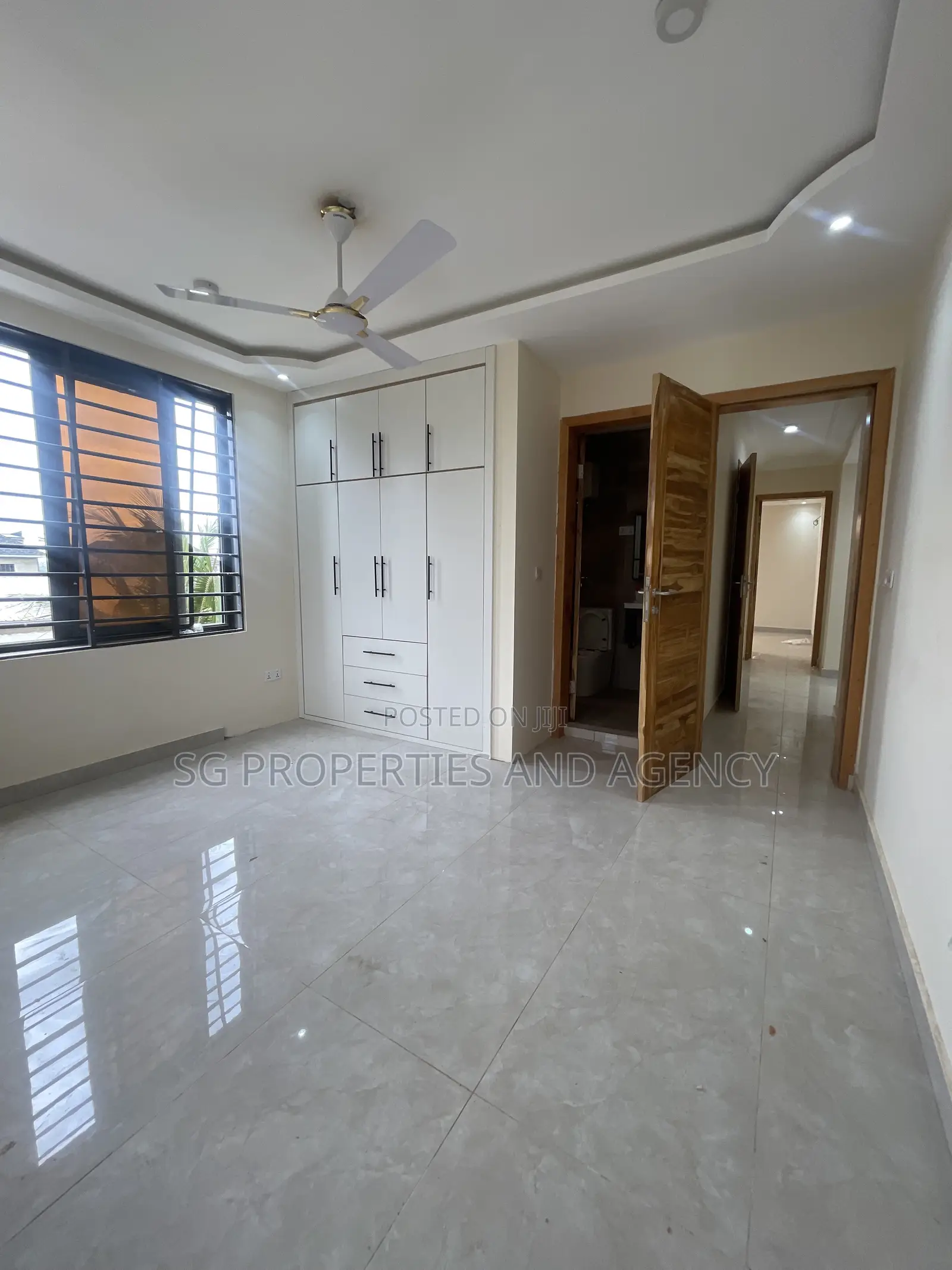 2bdrm Apartment in Lashibi, Sakumono for rent