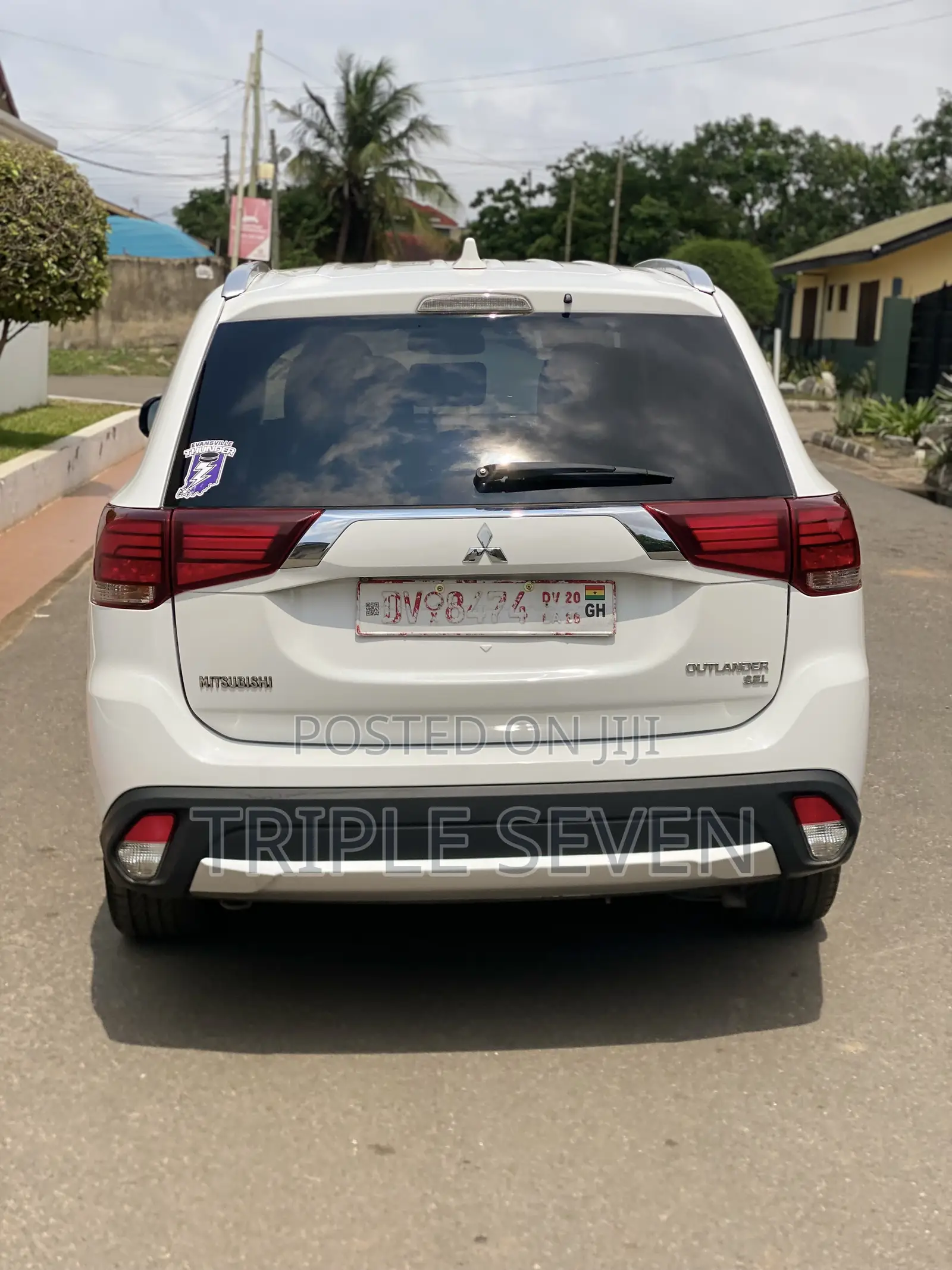 Mitsubishi Outlander SEL AWC 2017 White