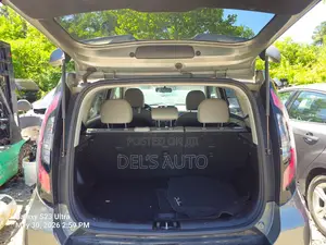 Kia Soul Base Hatchback 2016 Gray