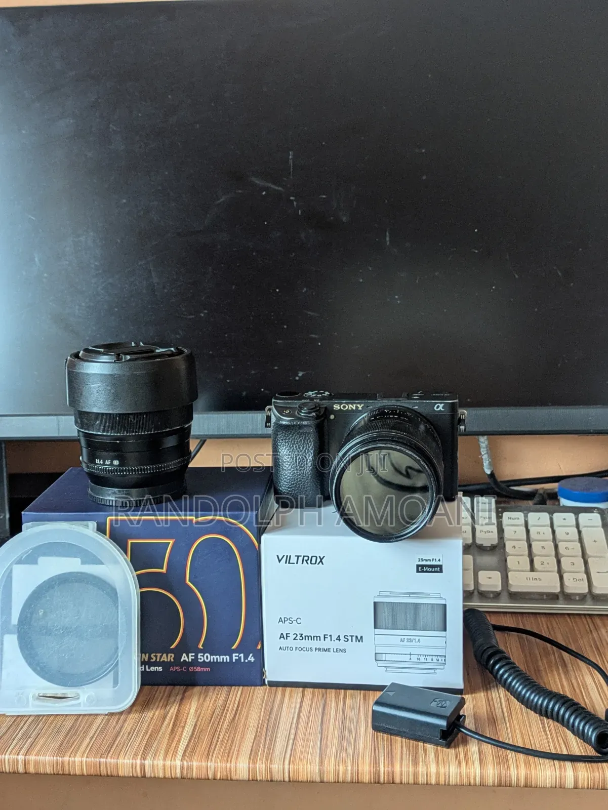 Sony A6400 Bundle