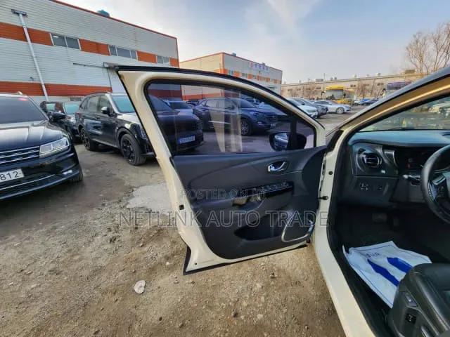 Renault Samsung QM3 1.5 Diesel FWD 2014 Off white