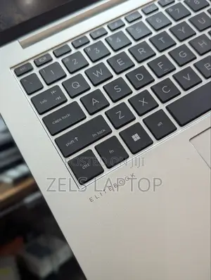 Laptop HP EliteBook 840 G10 16GB Intel Core i7 SSD 256GB