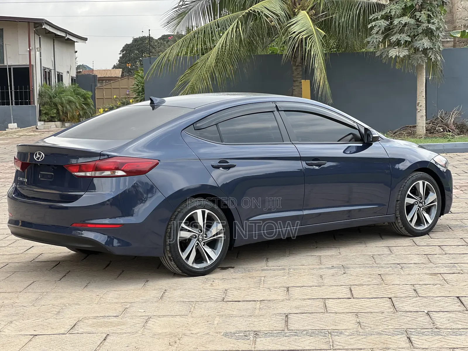 Hyundai Elantra 2016