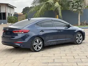 Hyundai Elantra 2016
