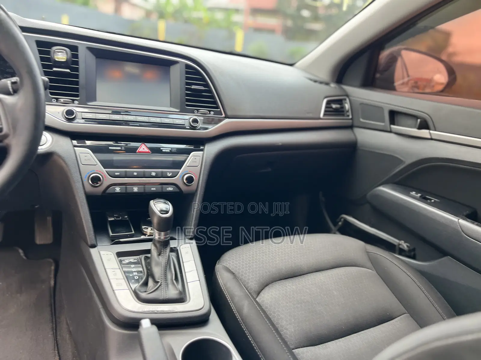 Hyundai Elantra 2016