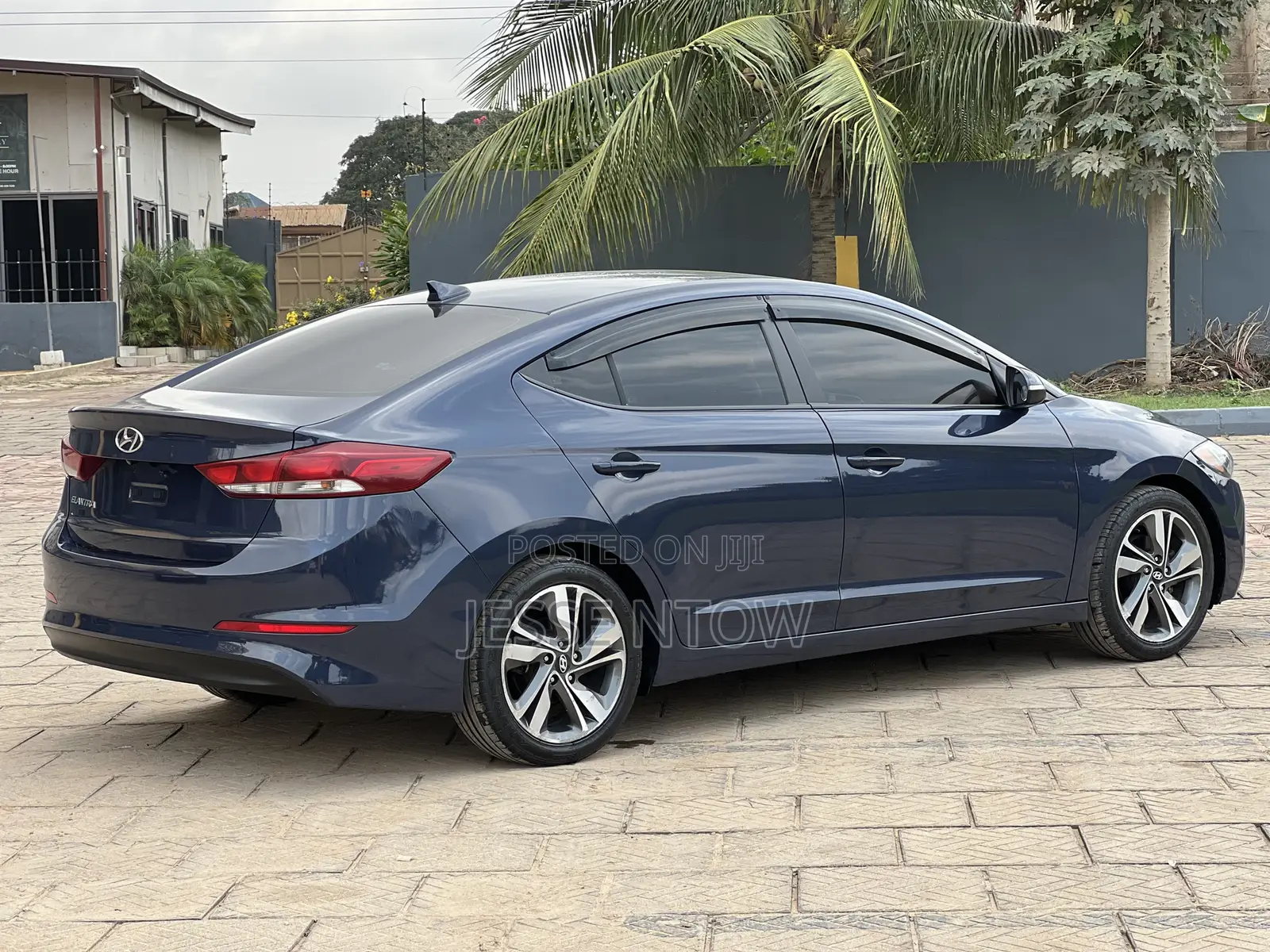 Hyundai Elantra 2016
