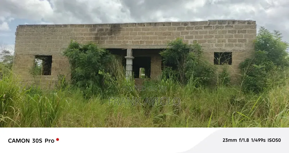 4bdrm House in Gomoa East for sale