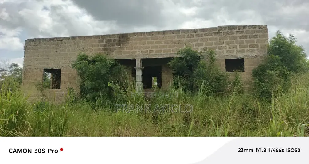 4bdrm House in Gomoa East for sale
