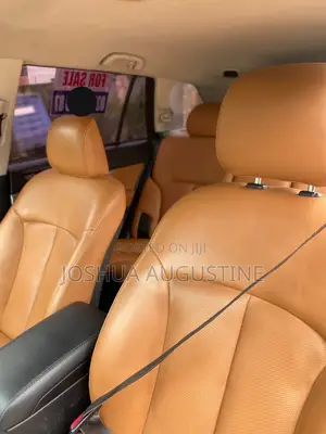 Subaru Outback 2011 Brown