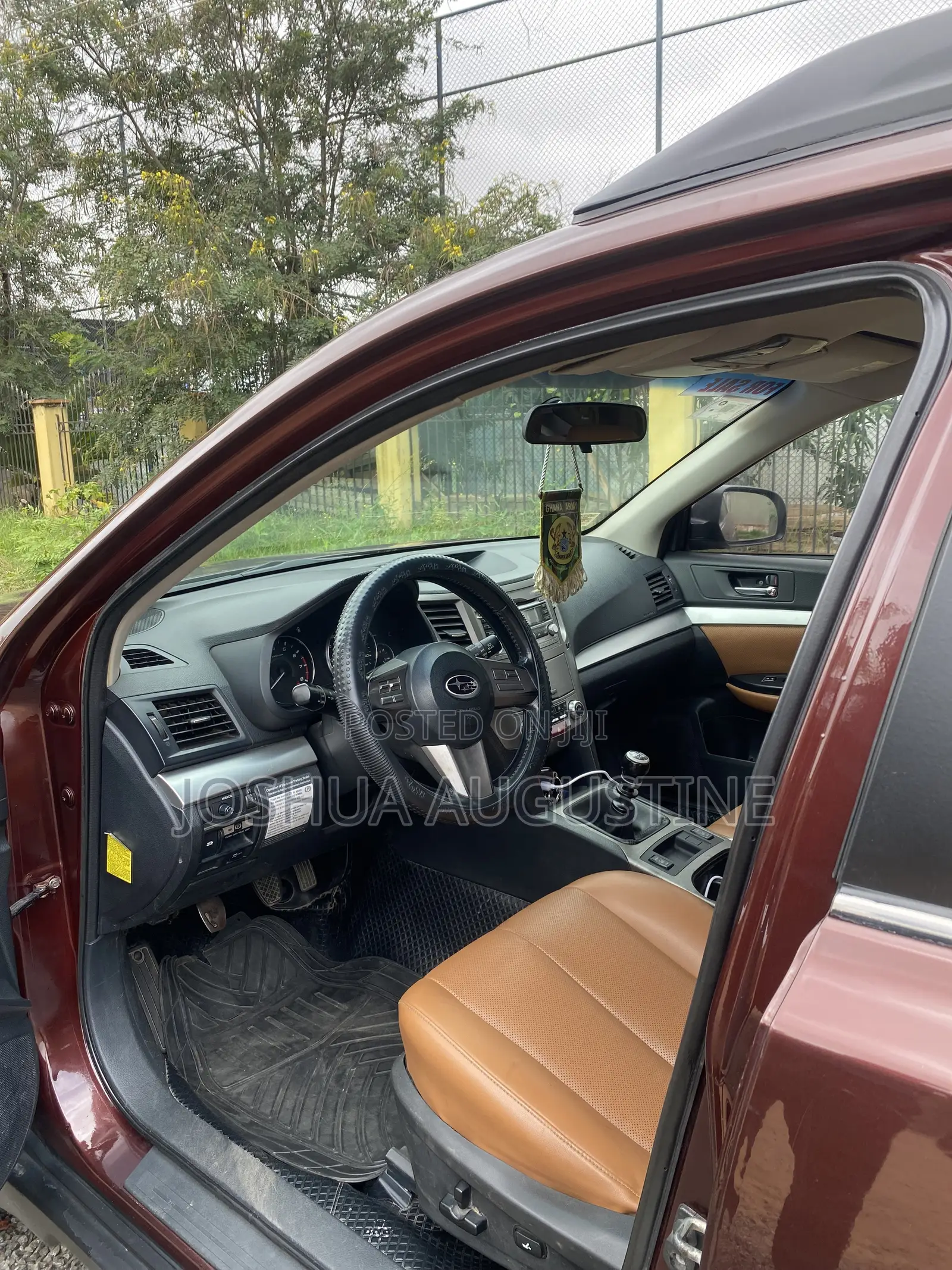 Subaru Outback 2011 Brown