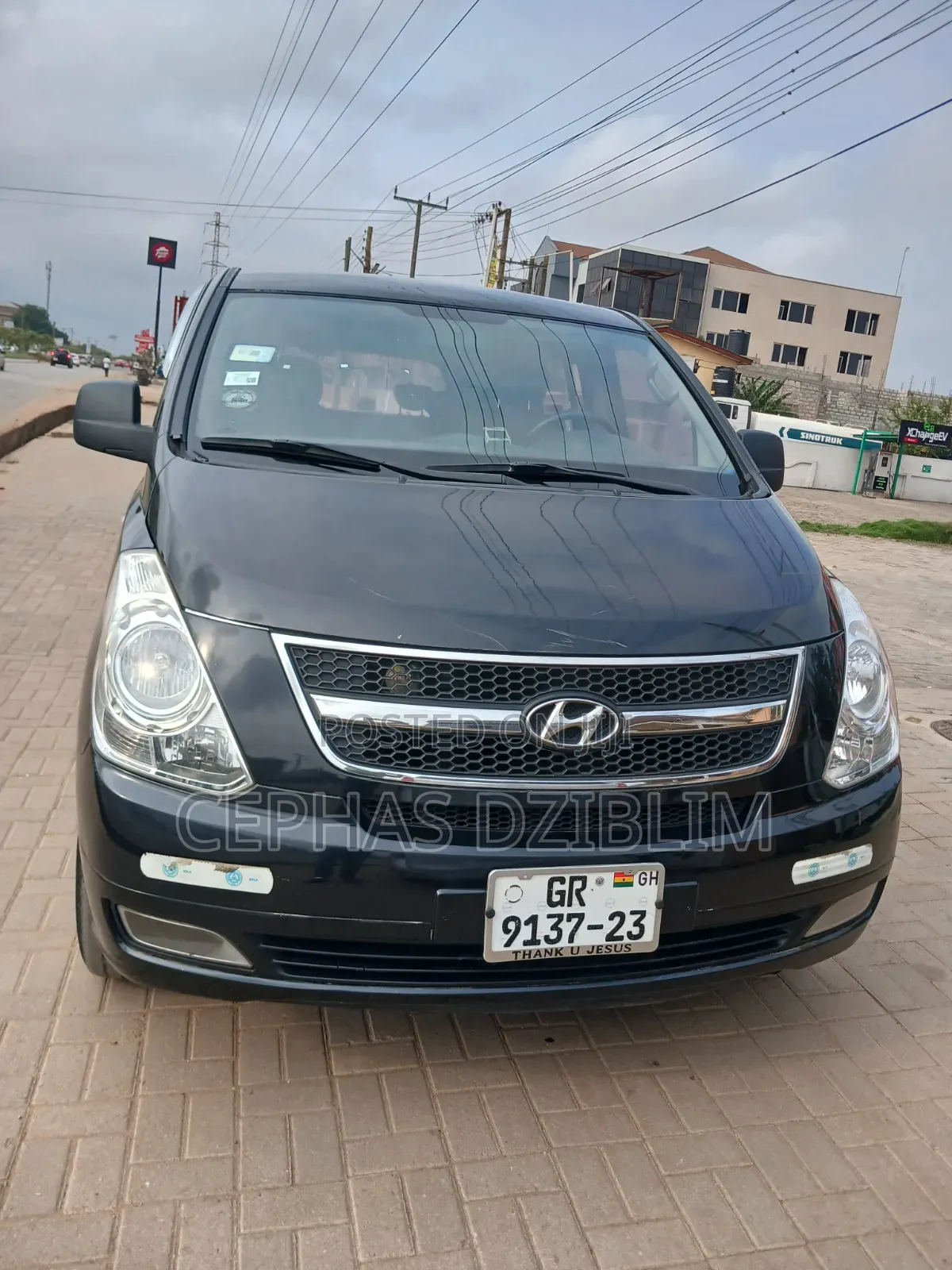 Hyundai Starex 2011 Black
