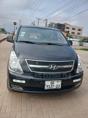 Hyundai Starex 2011 Black