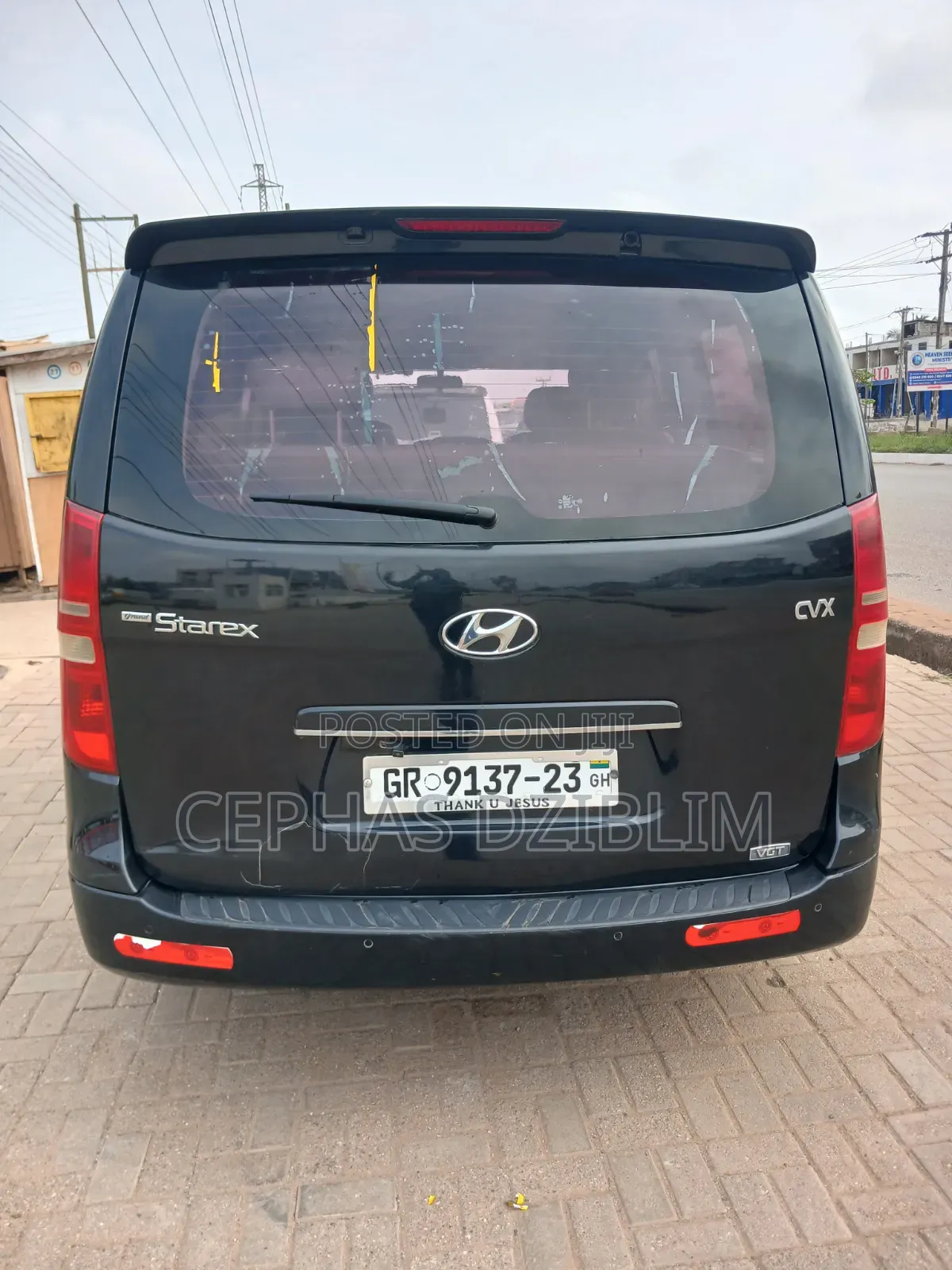 Hyundai Starex 2011 Black