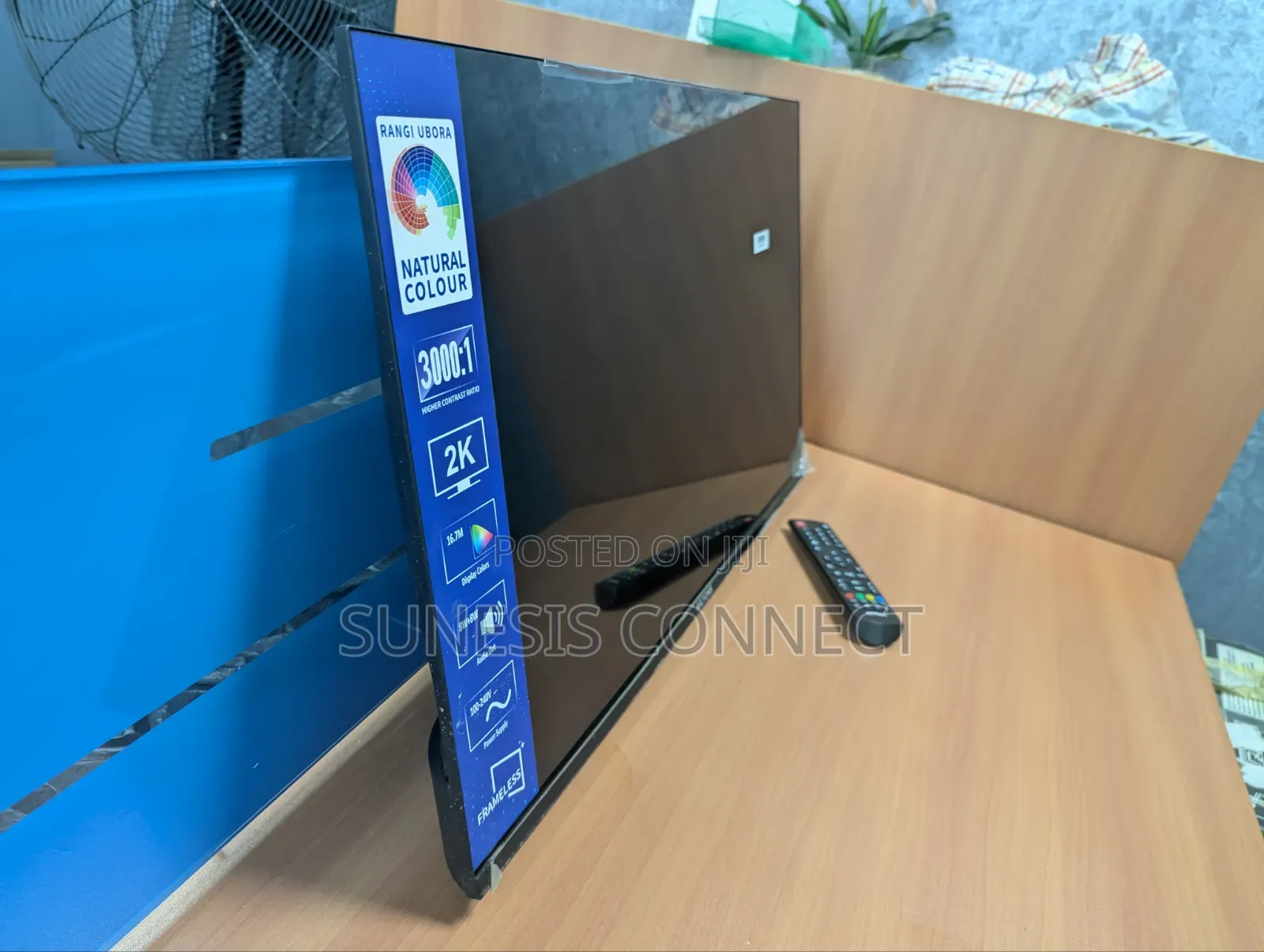 32-Inch Ailyons Television [TV Set]