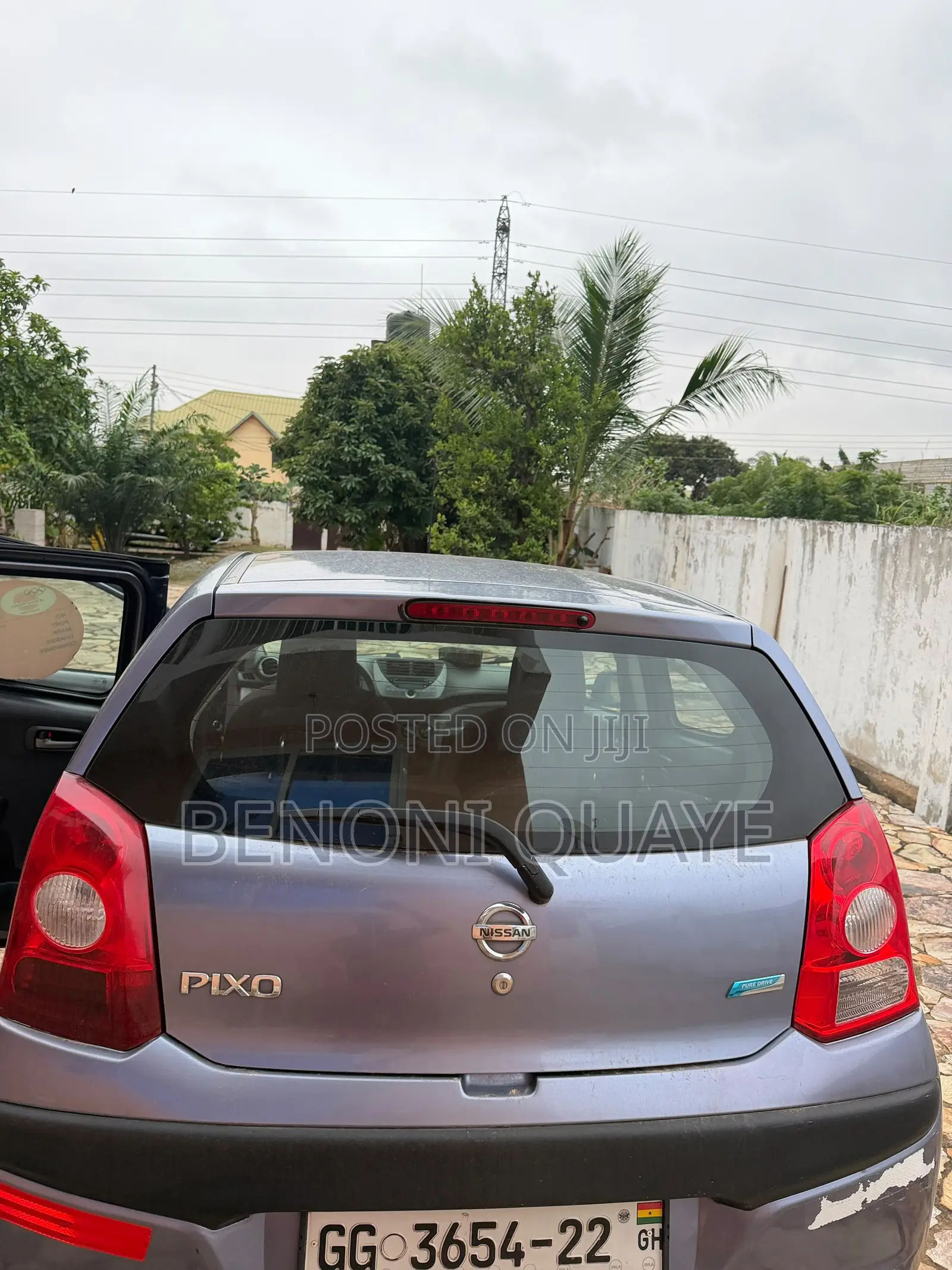 Nissan Pixo 1.0 FWD 2012 Gray