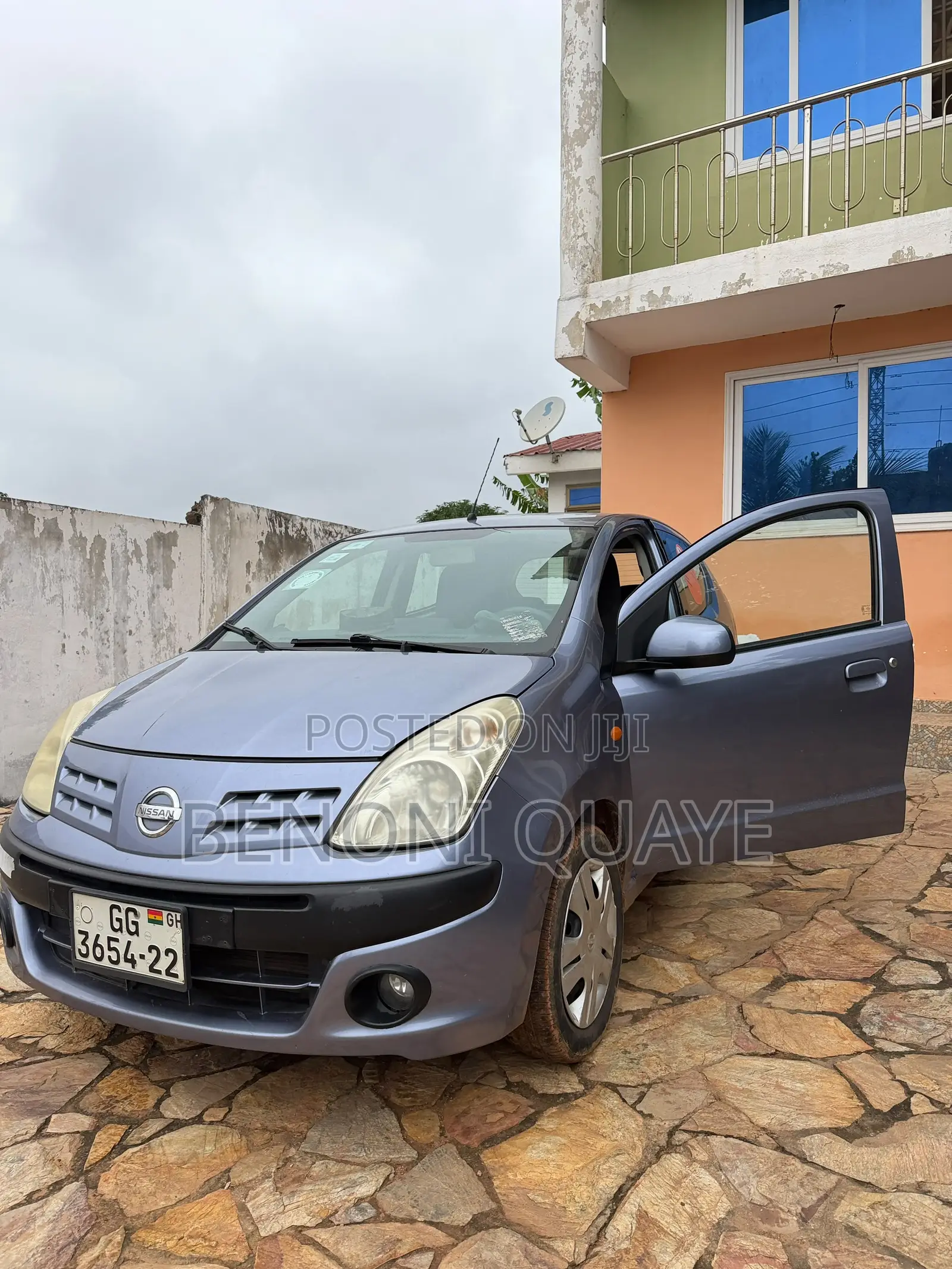 Nissan Pixo 1.0 FWD 2012 Gray