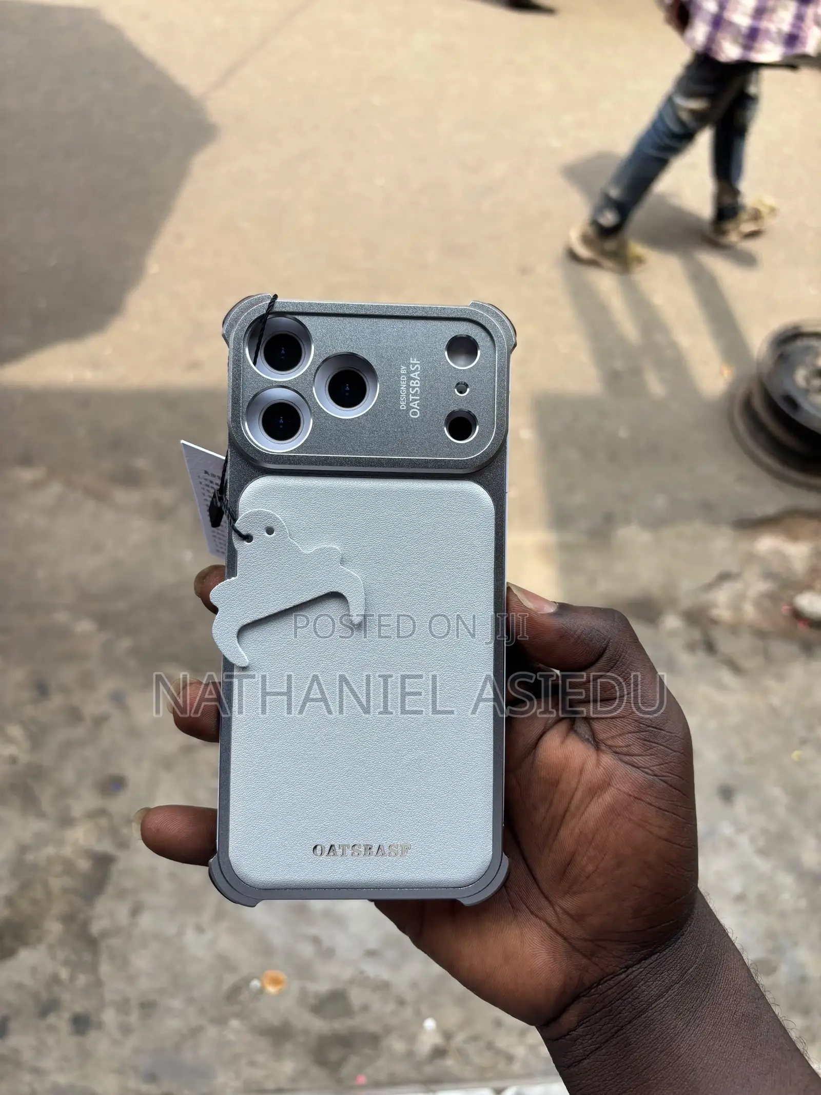 Oatsbasf Metal Skeleton PU Leather MagSafe Case