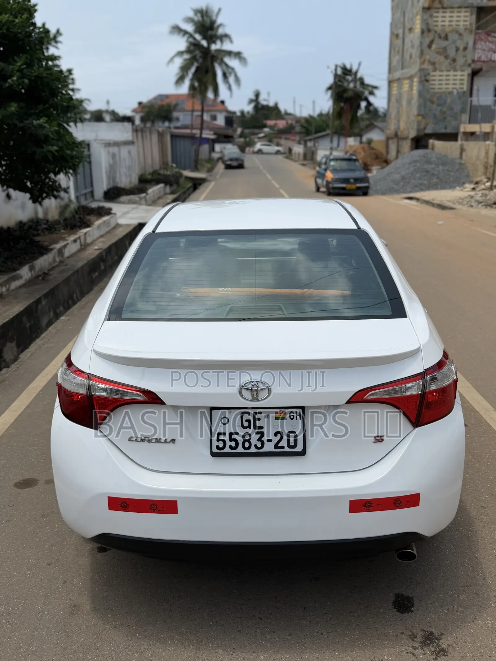 Toyota Corolla S 4dr Sedan (1.8L 4cyl CVT) 2015 White