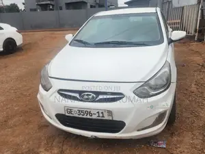 Hyundai Accent 2012 White