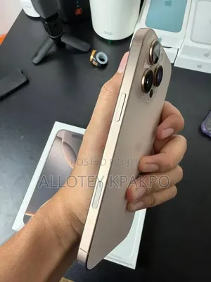 Apple iPhone 15 Pro Max 256 GB Silver