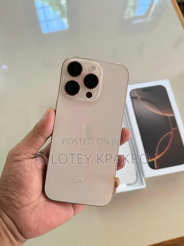 Apple iPhone 16 Pro Max 256 GB Gold