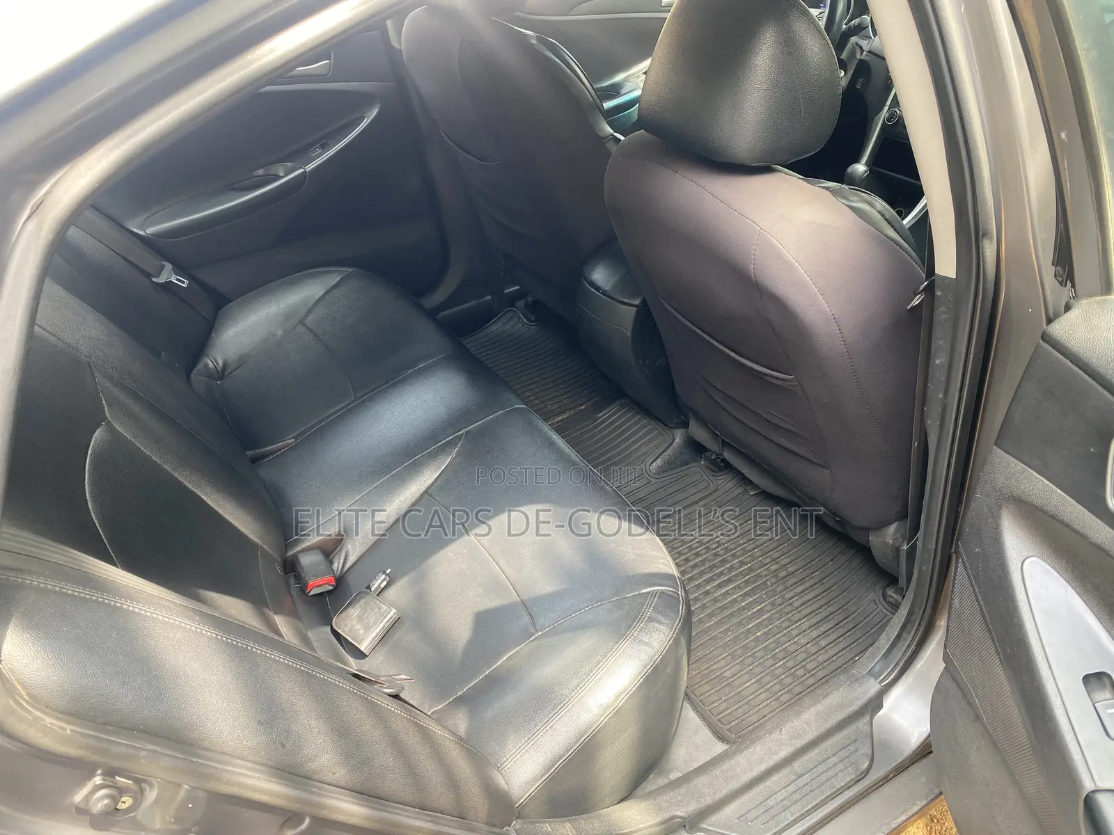 Hyundai Sonata GLS Sedan FWD (2.4L 4cyl 6A) 2013 Gray